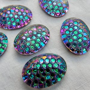 Vintage Glass Cabochon 18x13mm Purple Green Opal  Snake Skin Stones  S-603