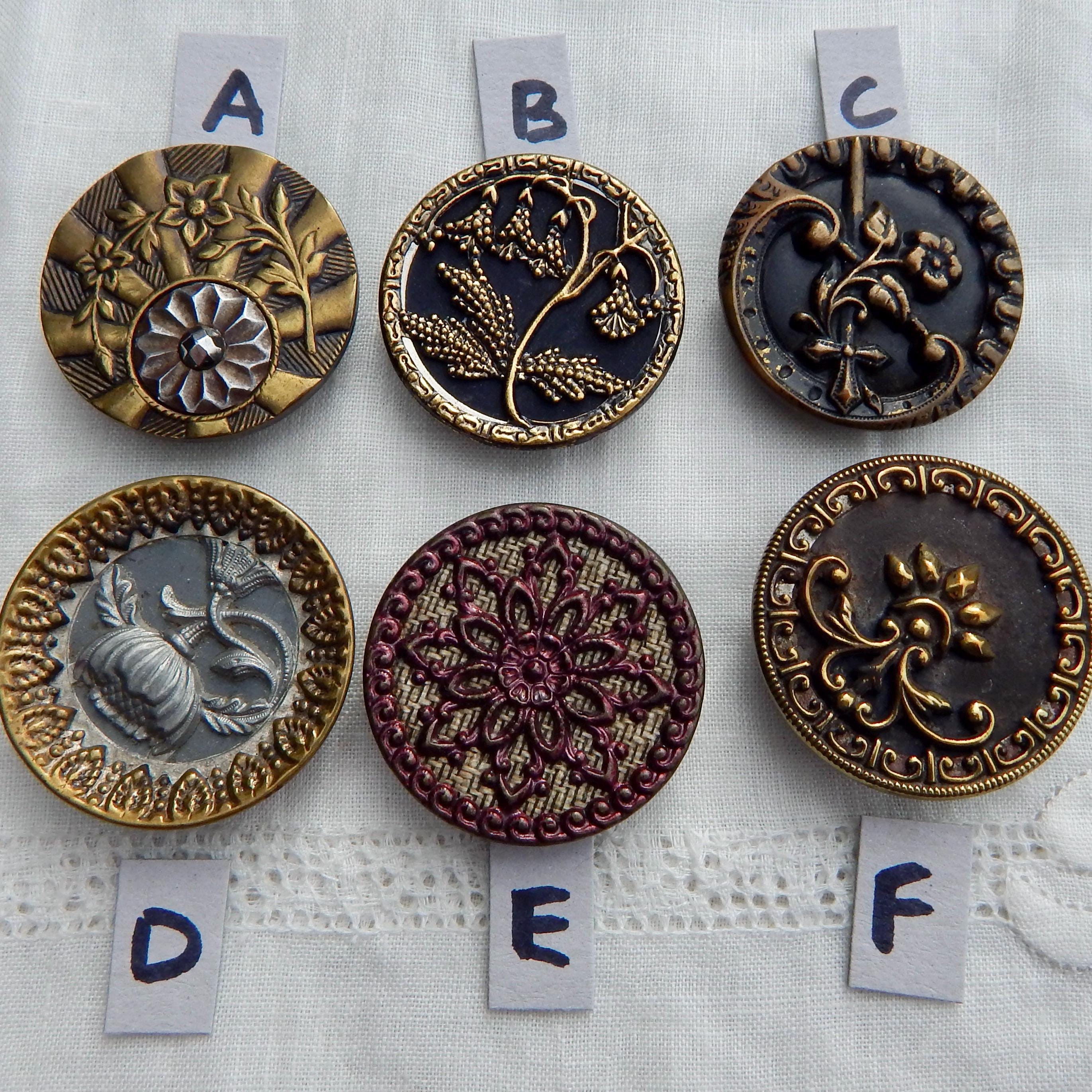 Antique Victorian Floral Brass Button 1 Inch Flower Picture