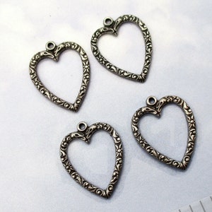 Heart Charms Steampunk Victorian Open Heart Silver Pendant 2pcs M-170