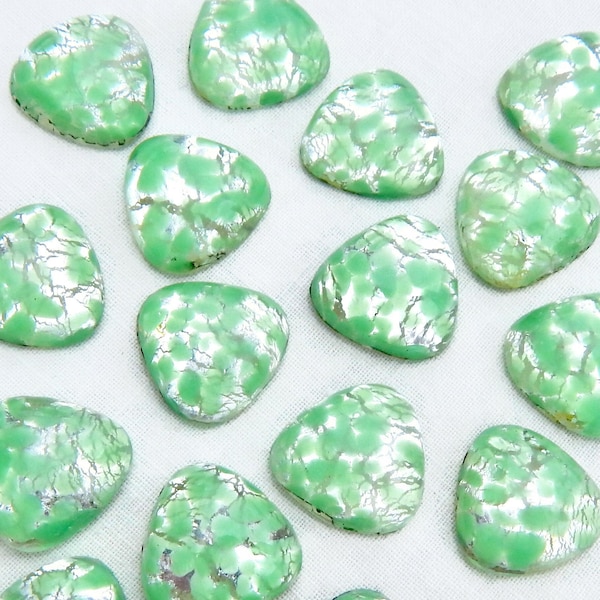 Opal Cabochons 14mm Mint Green Opal Triangle Vintage Glass Stones 4pcs S-131 z