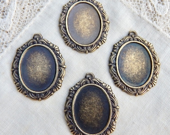 4 antik guld cabochonfattningar 18 x 13 mm ram antik oval mässingsprägling M-201