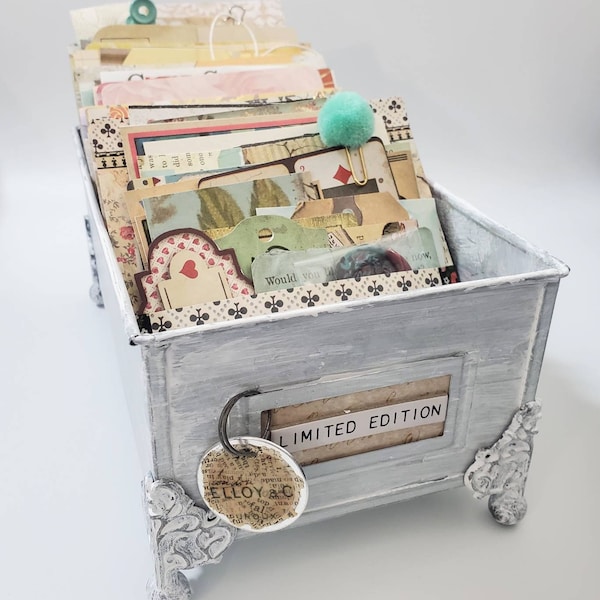 Memory Journal Box avec 12 ensembles d’éphémères coordonnés de couleur pour junk journaling, carnet de voyageurs ou planificateur, 250+ pièces