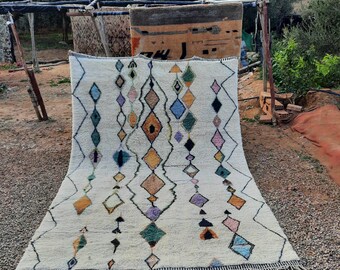 Handwoven Wool Moroccan Rug: Colorful Geometric Diamond Pattern