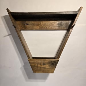 Handcrafted Reclaimed Wood Bow and Arrow Hanger