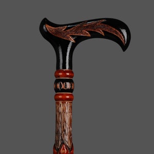 Elegant Cane with Exquisite Leaf and Diamond Pattern – Handmade Walking Stick, Stylish Wooden Cane, Luxury Gift, Sophisticated Mobility Aid.