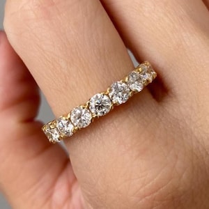 Cluster Diamond Engagement Ring Round Cut Moissanite Ring 2.00 Ctw 8 Stone Round Moissanite Wedding Bridle Ring Anniversary Wife Gift Ring
