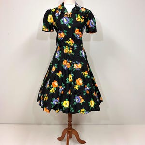 1950s Vintage Black Floral Dress with Yellow Buttons