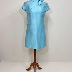 Miniabito vintage anni &#39;60 azzurro polvere con fiocco