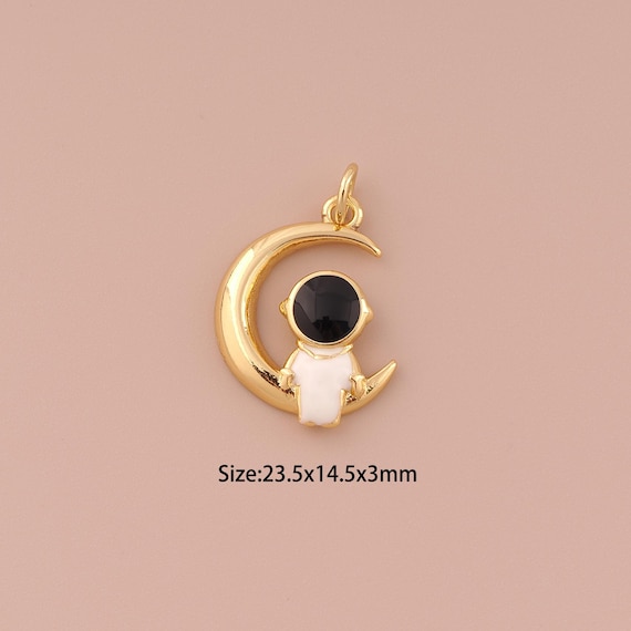 18K Gold Astronaut Charms,Enamel Moon Charms Pendants,Spaceman Charm for DIY Jewelry Making Supply