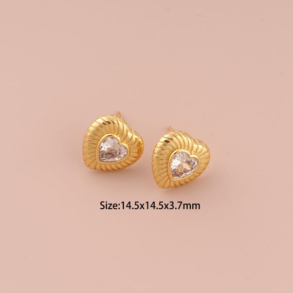 18K Gold Heart Stud Earrings,Minimalist Stud Earrings,Heart Stud Earrings,Hypoallergenic Stud Earrings,Gift for Her