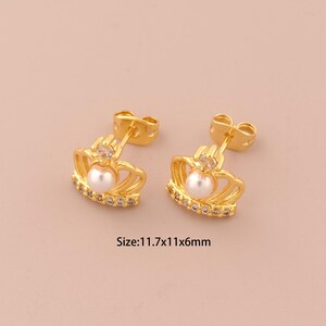 18K Gold Crown Stud Earrings,CZ Pave Crown Stud Earrings,Crown Stud Earrings,Hypoallergenic Stud Earrings,Gift for Her