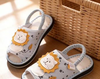 Cute Blue Lion Kids Linen Slippers Summer Breathable Anti-Odor Non-Slip Cotton Sole Toddler Elastic Back Strap Indoor House Shoes
