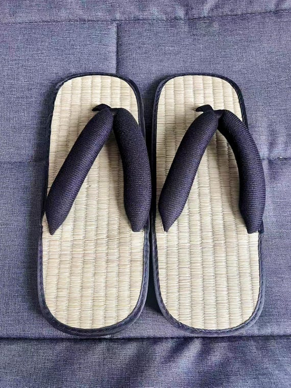 Japanese Tatami Flip flops，Natural Straw House Slippers, Summer Flip flops for Indoor, Handmade Boho Flip Flops, Summer Sandals for Men