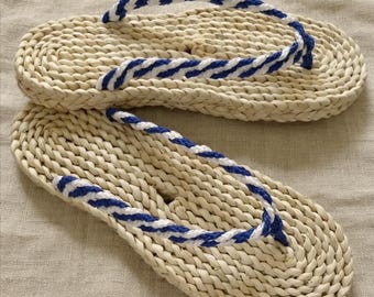 Handwoven Straw Flip Flops, Ethnic Hemp Woven Sandals, Non-Slip Natural Summer Slippers, Blue/White Bohemian Footwear for Men & Women