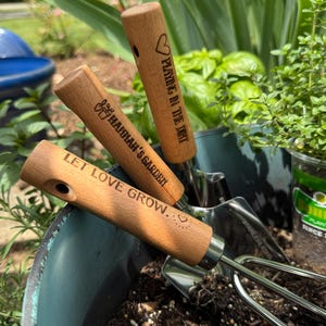 Personalized Garden Tools Custom Garden Set Mother Day Special Tool Collection Wooden Handle Design Quality Construction Stainless Steel Head Beautiful Engraved Details Birthday Present Garden Maintenance Kit Professional Grade Equipment