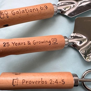 Personalized Gardening Tools Custom Garden Set Gift for Gardeners Wooden Handle Garden Tools Engraved Gift Gardening Present for Mom image 7