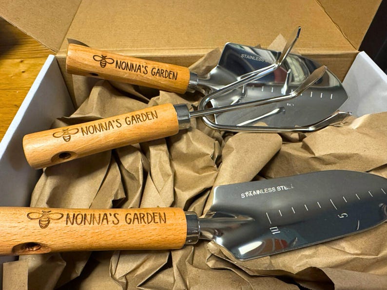 Personalized Gardening Tools Custom Garden Set Gift for Gardeners Wooden Handle Garden Tools Engraved Gift Gardening Present for Mom image 10