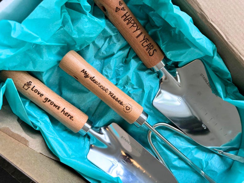 Personalized Gardening Tools Custom Garden Set Gift for Gardeners Wooden Handle Garden Tools Engraved Gift Gardening Present for Mom image 5