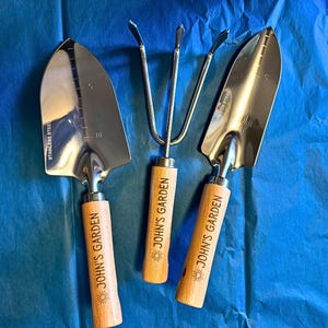 Personalized Gardening Tools Custom Garden Set Gift for Gardeners Wooden Handle Garden Tools Engraved Gift Gardening Present for Mom image 8