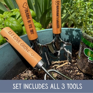 Personalized Garden Tool Custom Garden Set for Mom Gift for Gardeners Wooden Handle Garden Tools Engraved Gift Gardening Present Outdoorsy