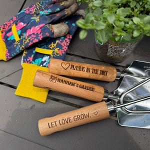 Personalized Garden Tool Set Custom Engraved Wooden Handle Collection Stainless Steel Head Design Premium Quality Construction Mother Day Gift Birthday Present Special Garden Maintenance Kit Professional Grade Tools Hand Planting Equipment