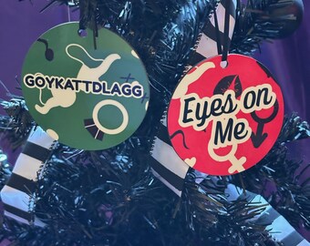 GOYKATTDLAGG MDF Christmas Ornament, Smut Reader Gift, Spicy Book & Dark Romance Lover, Holiday Decor, Booktok Ornaments