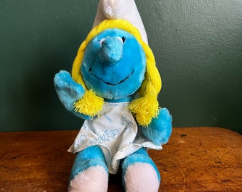 Vintage 1981 Peyo Stuffed Smurf. Smurfette Plush Doll 1980s Toys