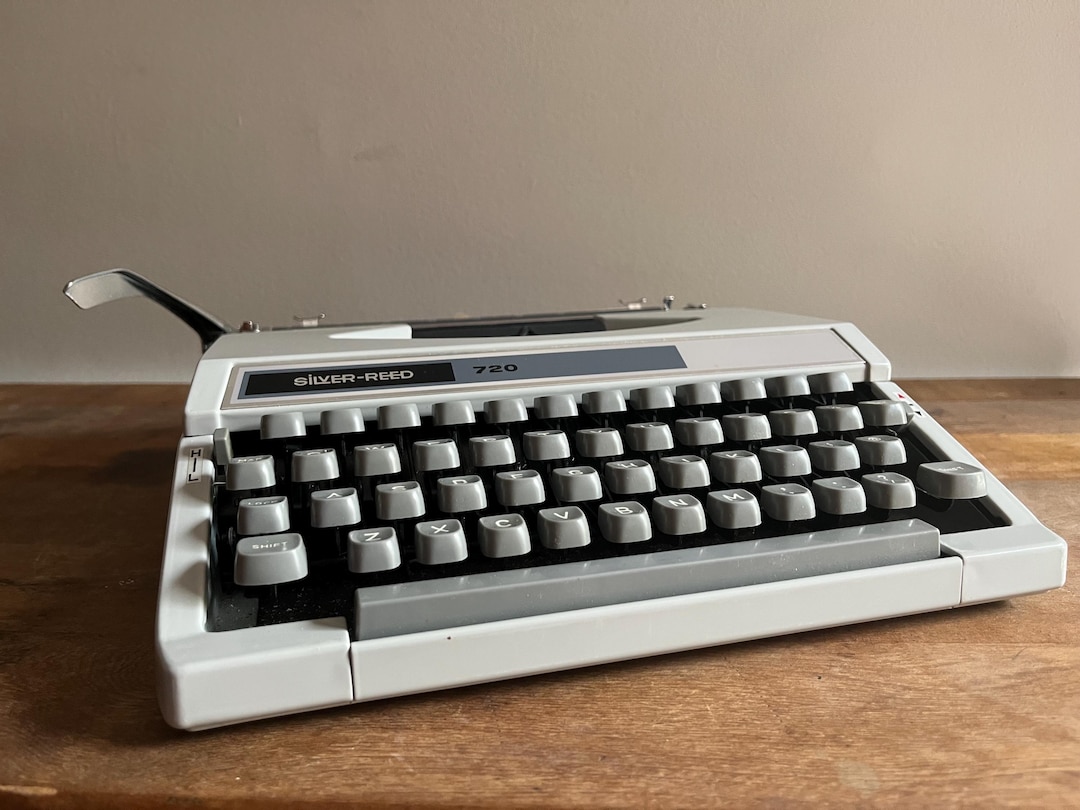 Vintage 1970s Silver Reed 720 Portable Manual Grey Typewriter With