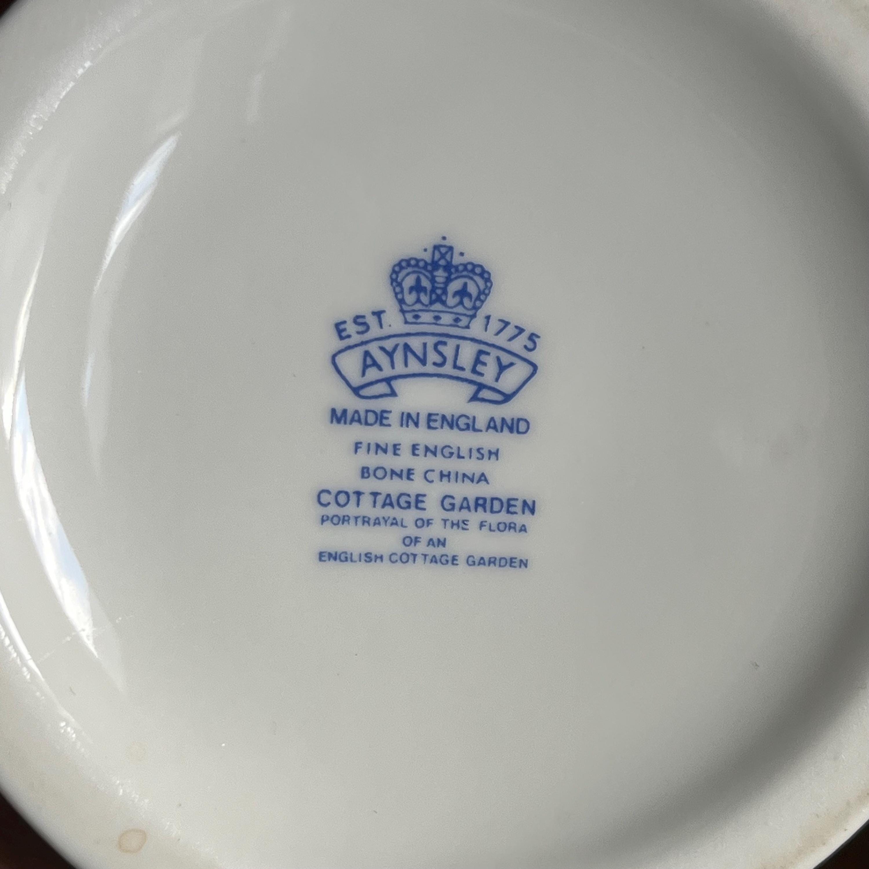 ヴィンテージ エインズレイ ボーンチャイナ 花瓶 コテージガーデン