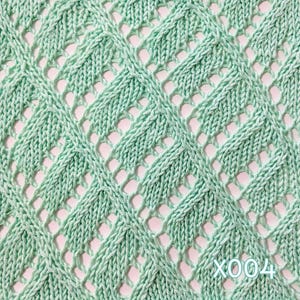 May include: Close-up of a knitted fabric in a light green colour. The fabric features a diamond-shaped openwork pattern. The text "X004" is visible in the lower right corner. The texture of the yarn is clearly visible.