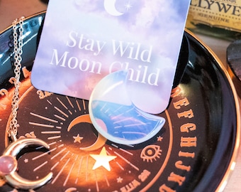 Stay Wild Moon Opalite Crystal – Healing Stone in Moon Design with Card & Pouch – Mystical Gift Idea for Spirituality, Self-Love, Witch