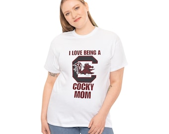 Camiseta estilo universitario de los South Carolina Gamecocks con el lema "Mamá arrogante"