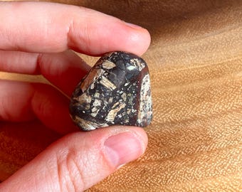 Natural brecciated red white gray brown Jasper Palm Stone | 25 grams weight | Freeform Rounded | 125 Carats Fidget Polished Tumbled FF