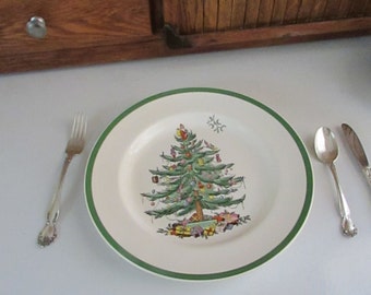 Spode Christmas Tree Pattern  - Dinner Plate - Christmas Tree with Santa Topper -  S3324j -Vintage Spode Christmas China – Made in England