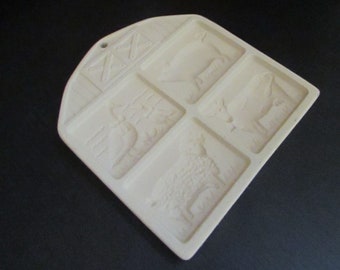 Farmyard Friends Cookie Mold – Terra Cotta Barn with Animals Shortbread Mold – 1994 Retired/ Discontinued Mold – Vintage Pampered Chef Mold