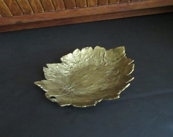 Cambron Aged Brass Leaf Trinket Dish – Heavy Metal Leaf Candy Dish – Vintage Brass Collectible Leaf  - Buttercup by Cambron