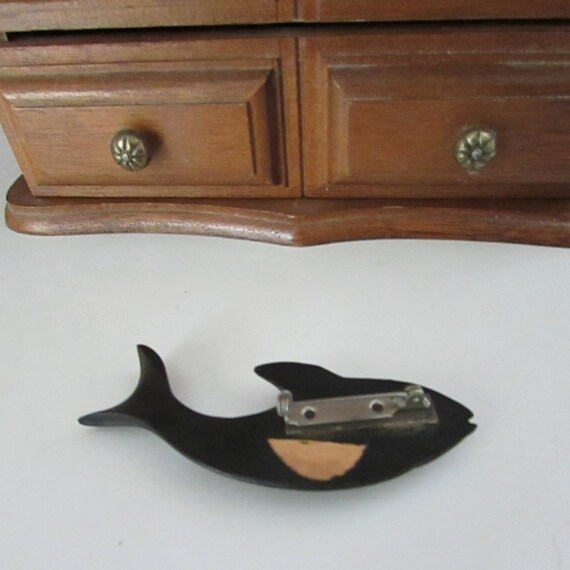 Carved Wood Black Fish Pin – Made in Sweden – Vin… - image 5