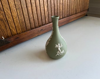 Sage Green Jasperware Cherub Bud Vase  - Small Green & White Vase with Angels – Vintage Wedgwood.