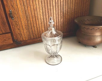 Clear Glass Covered Floral Candy Dish – Pressed Glass with Etched Floral Design – Vintage Home Décor Serving Piece