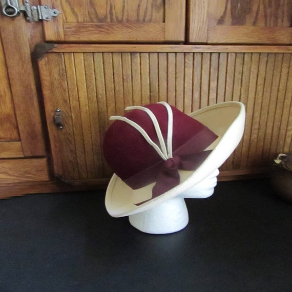 Maroon & Off White Felted Wool Hat - Vintage Bucke