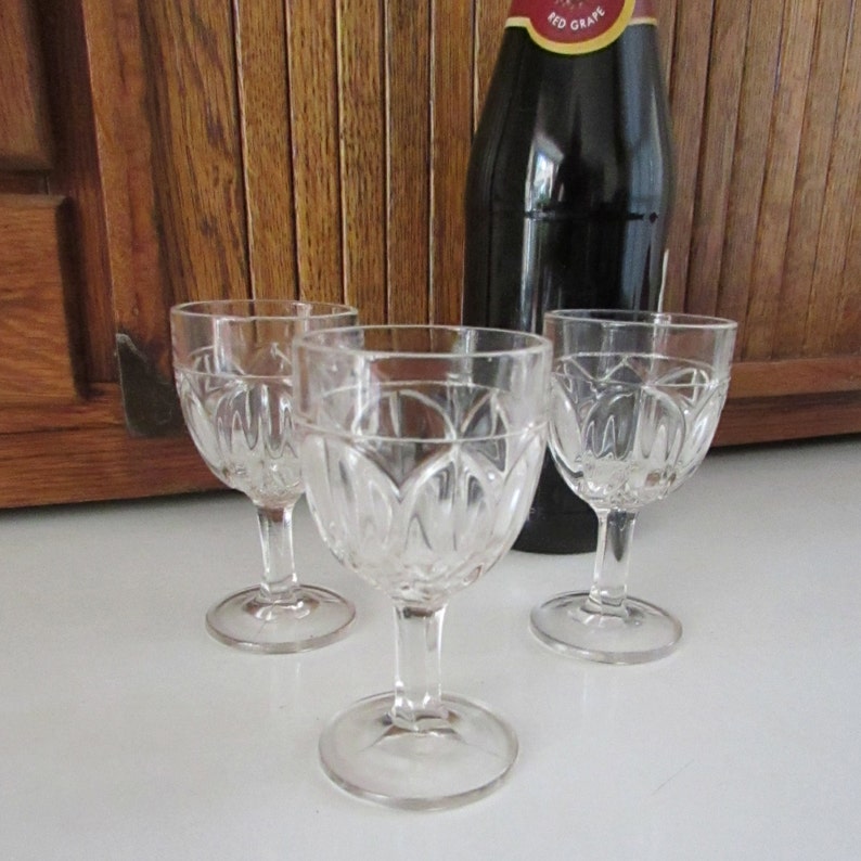 Large Tulip Cordial Glasses or Small Tulip Wine Glasses Etsy