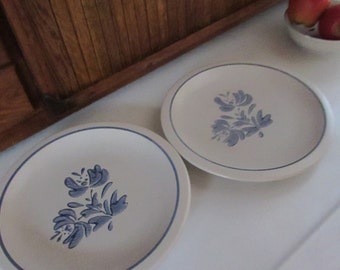 Pfaltzgraff Yorktowne Dinner Plates - Set of 2 Gray & Blue Stoneware Plates with Folk Art Flowers - Vintage Pfaltzgraff Pottery Dinnerware