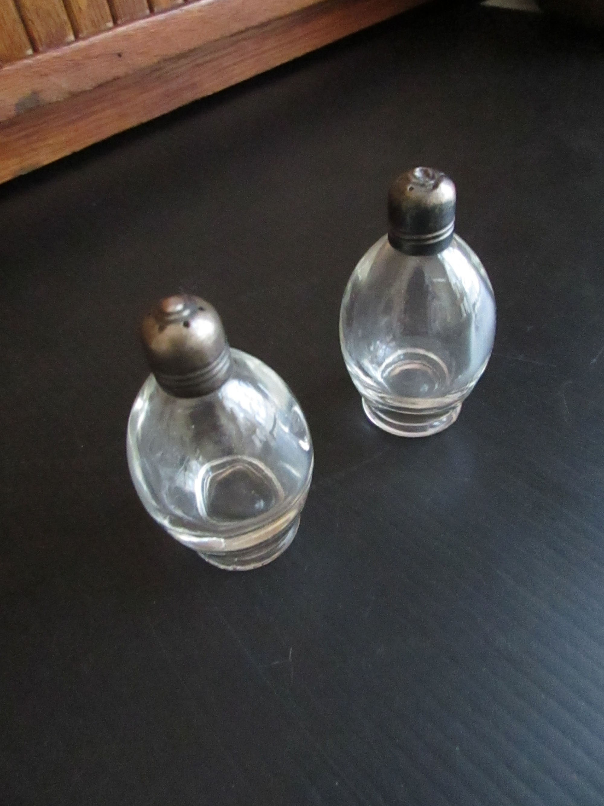 Miniature Crystal and Sterling Silver Salt and Pepper Shakers Small Glass Silver Vintage Salt and Pepper Shaker Set Etsy Italia