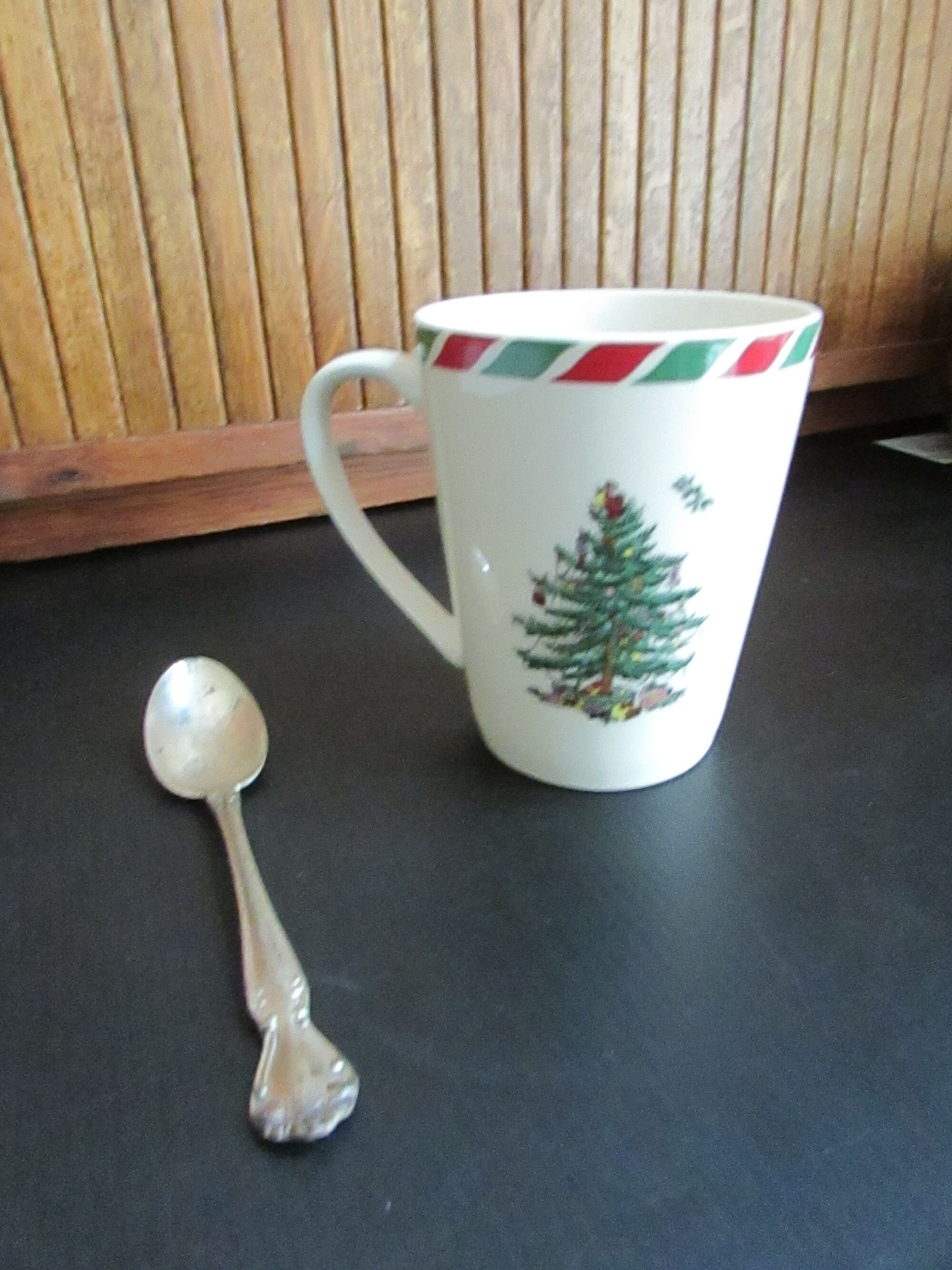 スポード　SpodeChristmas Spode Christmas Tree Round Fluted Dish Small 5 inch with box