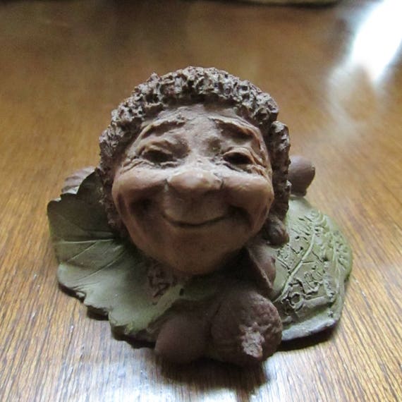 El – Kim Nut Head – Tom Clark Gnome Woodspirit Sculpture – Thomas