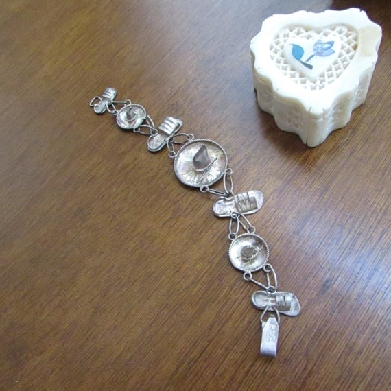 Mexican Sombrero Hats & Hurache Sandals Charm Brac