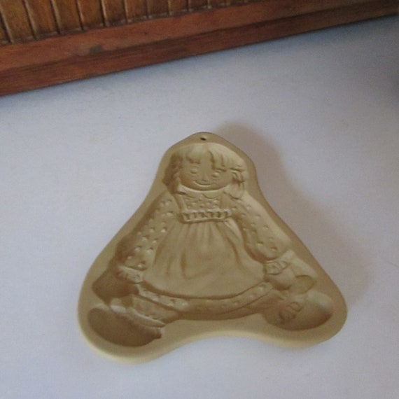 clay shortbread mold
