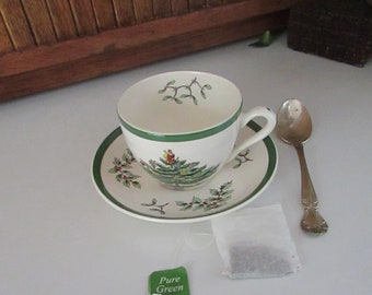Spode Tea Cup and Saucer - Spode Christmas Tree Pattern  S3324  - Vintage Spode Christmas China – Made in England