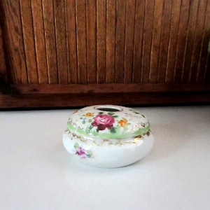 Hand Painted Floral Porcelain Hair Receiver – Floral Hair Tidy – Embossed Scrolls & Trimmed in Gold – Vintage Vanity Item