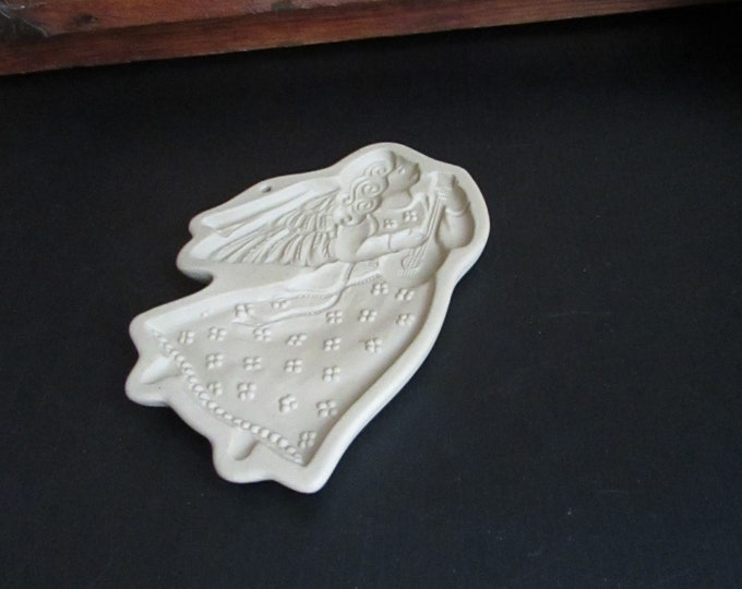 Angel Shortbread Angel With Lute Shortbread Mold – Angel in Flight Playing Instrument ...